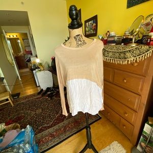 COPY - Very easy and comfortable top! Cream/ white size S
